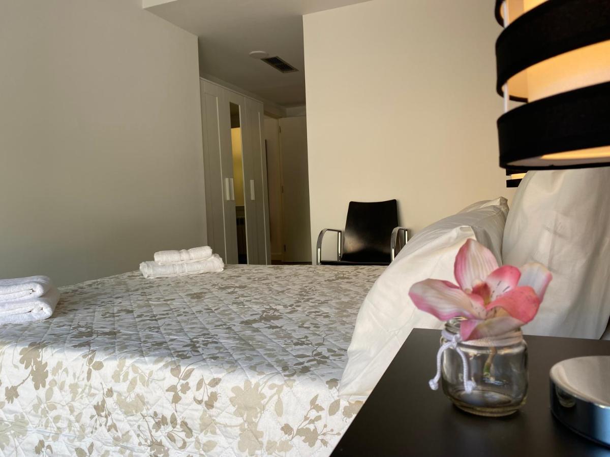 LC Apartamentos César Augusto Zaragoza Bagian luar foto