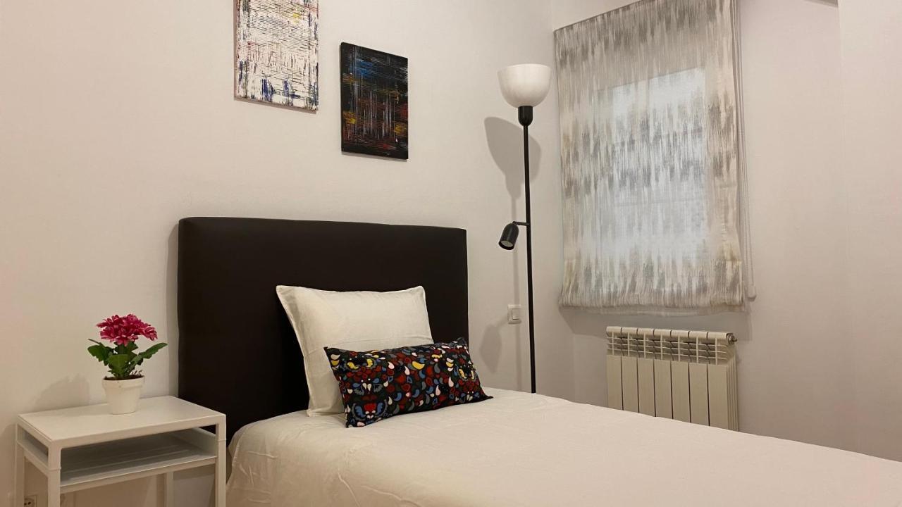 LC Apartamentos César Augusto Zaragoza Bagian luar foto
